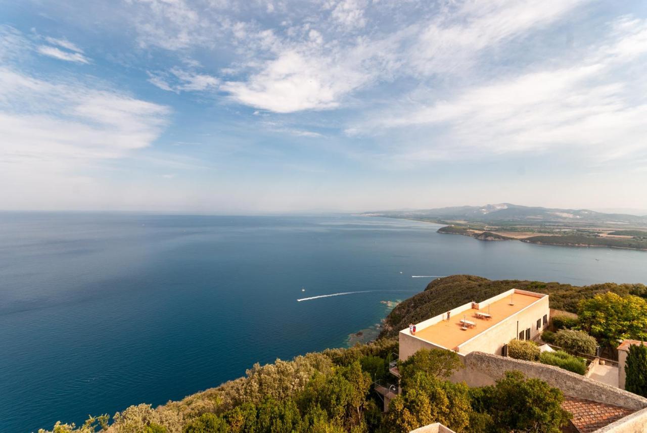 Castello Di Populonia Villa A Mare Luaran gambar